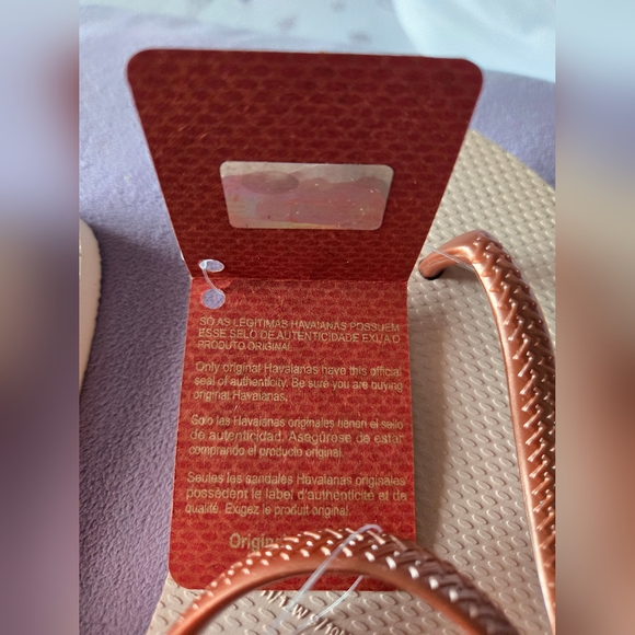 Havaianas Rose Gold Flash Urban Flip Flop Sandals Size 11/12 NWT - Picture 5 of 6